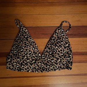 Aerie leopard print triangle bikini top size Medium
